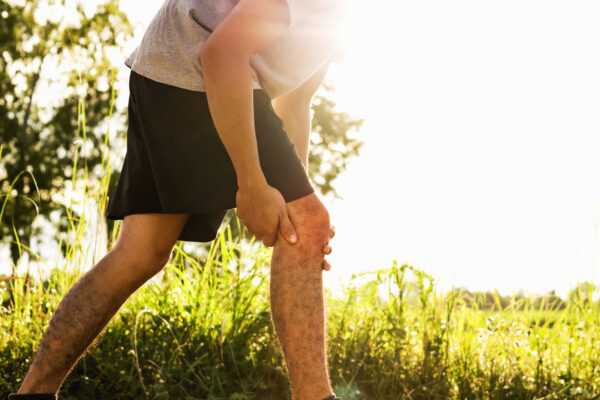 how to treat a hamstring injury